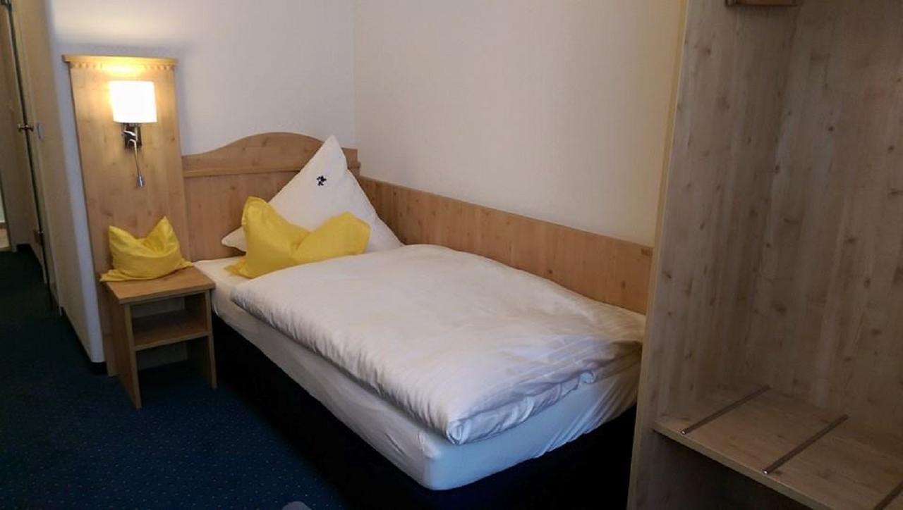 Hotel Zur Post Trostberg מראה חיצוני תמונה