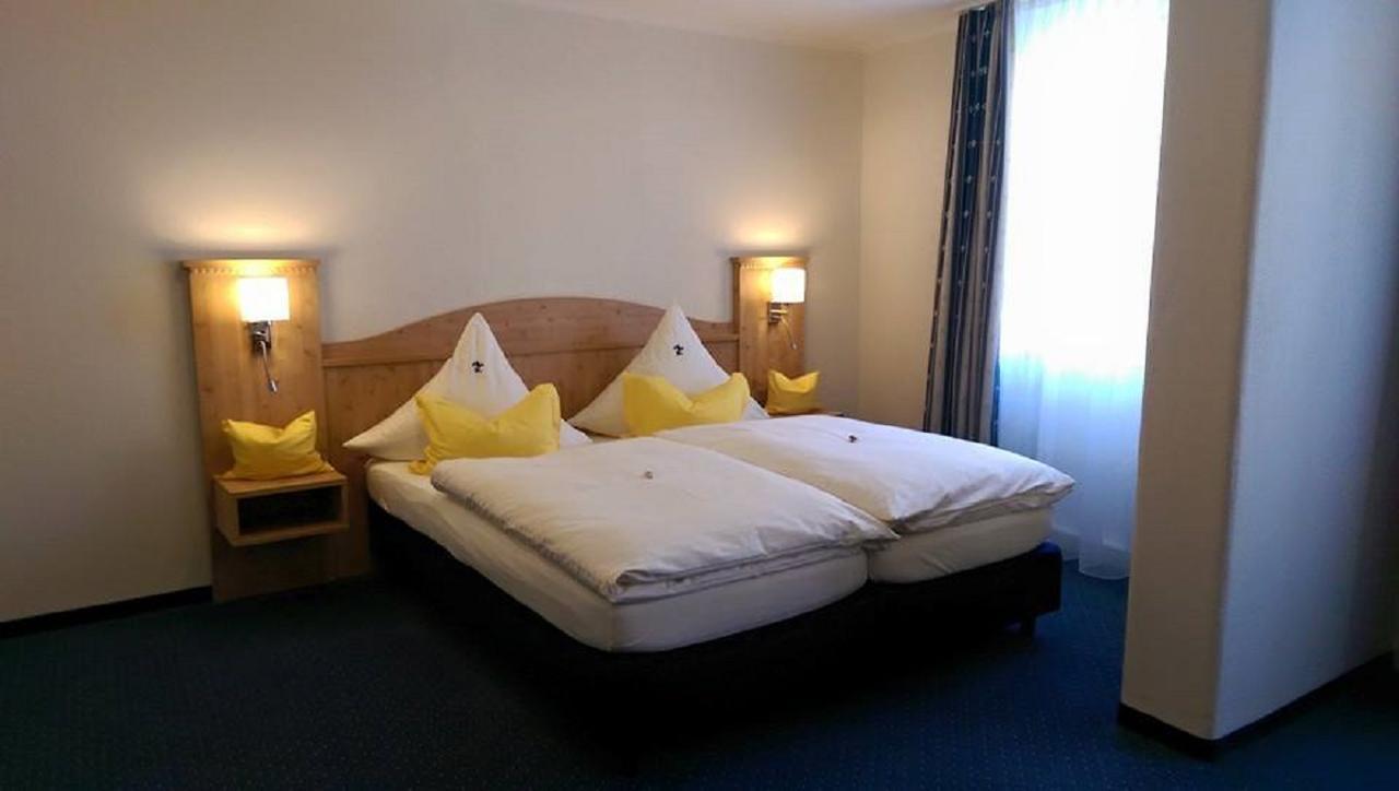 Hotel Zur Post Trostberg מראה חיצוני תמונה